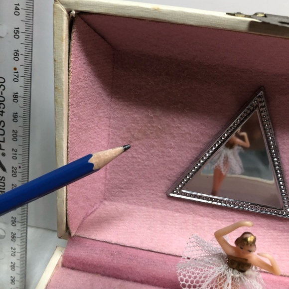 Vintage ballerina music box Taiwan 1976 Works Gunther Mele - Picture 9 of 17